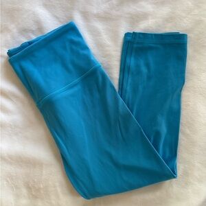 Athleta Elation Cropped Blue Leggings